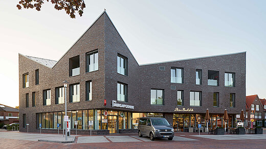 Neubau Wohn- und Geschäftshaus Wardenburg